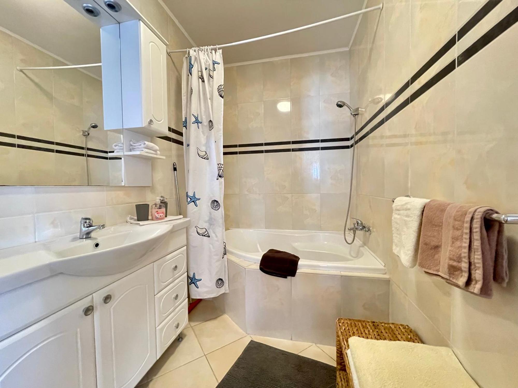 Kastelo Teraso Apartment Zalacsany